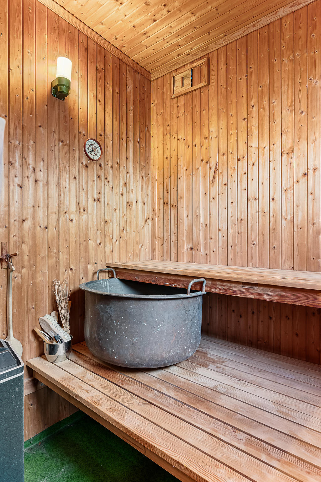 Bastu med el-aggregat