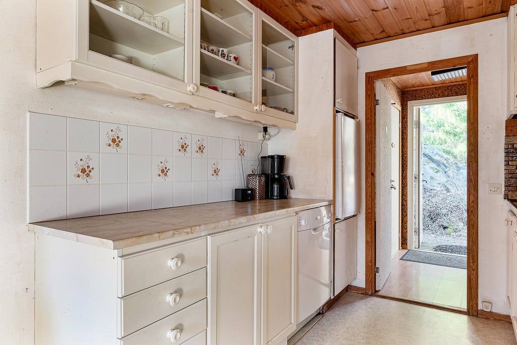 Ingång från hallen till köket