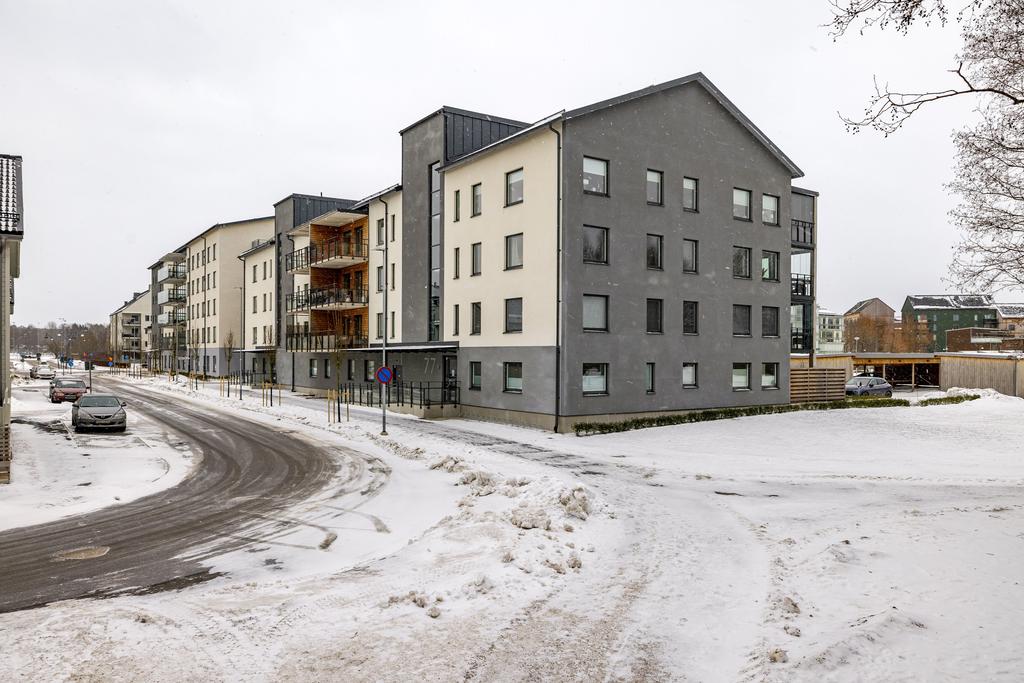 Från huset är det bara ett par minuter att ta sig till Stadsfjärden och vattnet