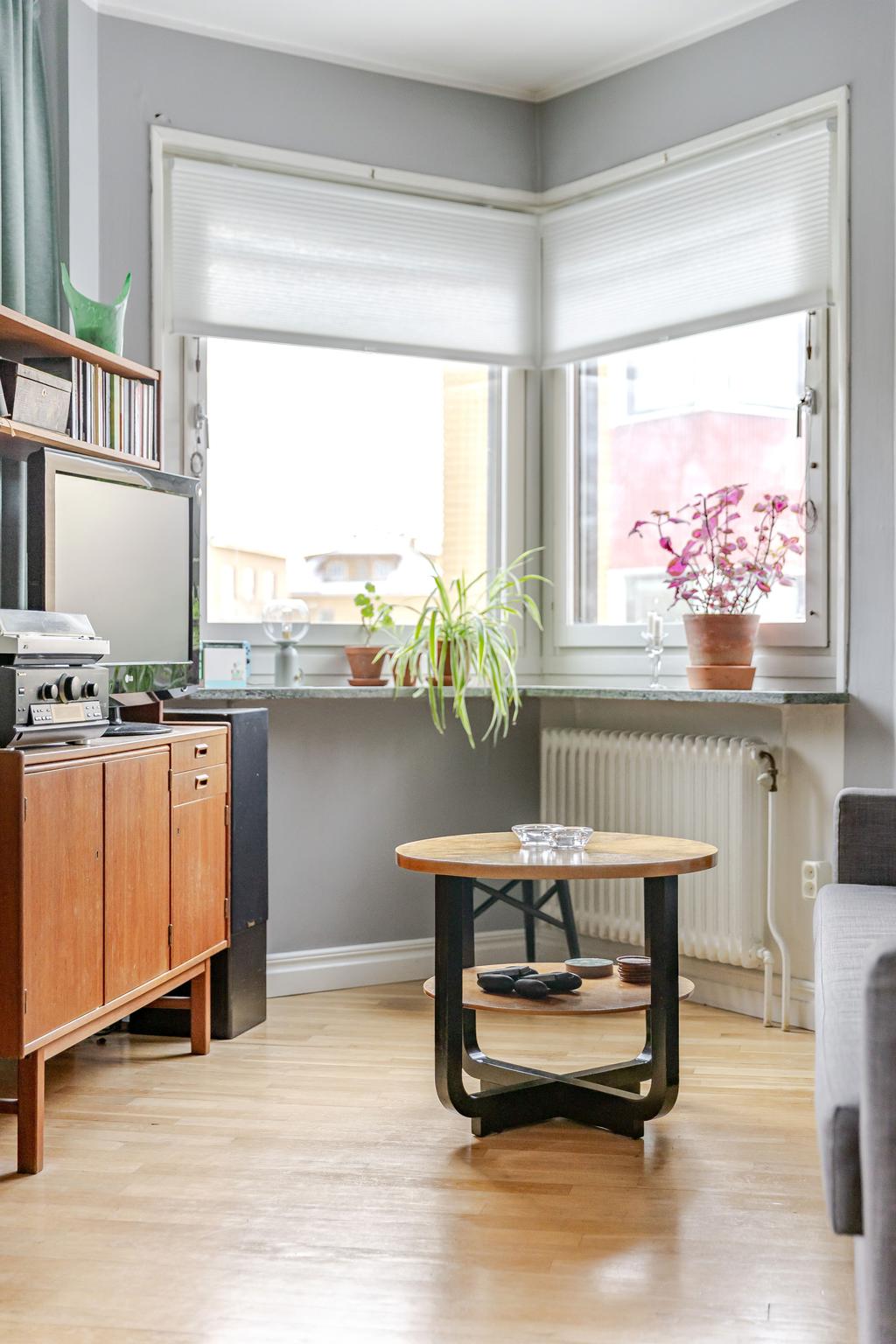 Trevligt burspråk för bra utsikt och ljusinsläpp.