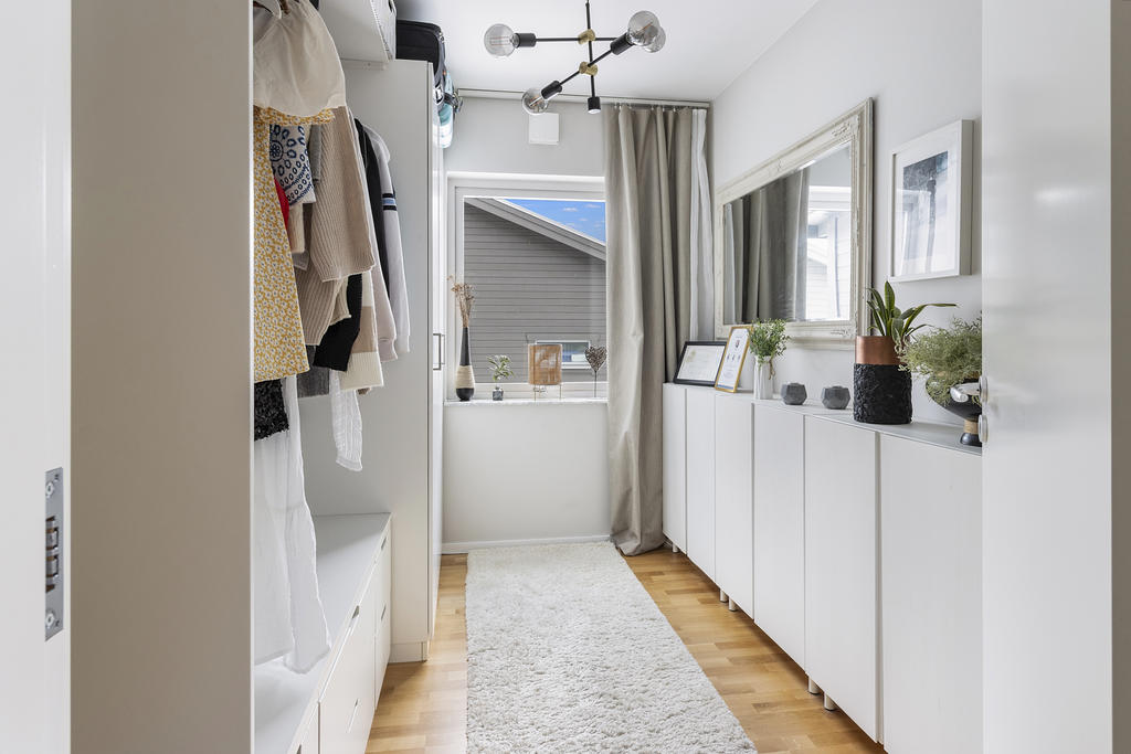 Sovrum alternativ walk-in-closet