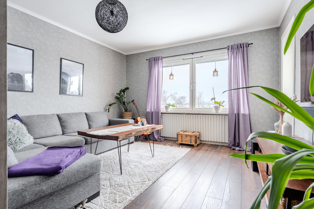 Vardagsrummet är rymligt!