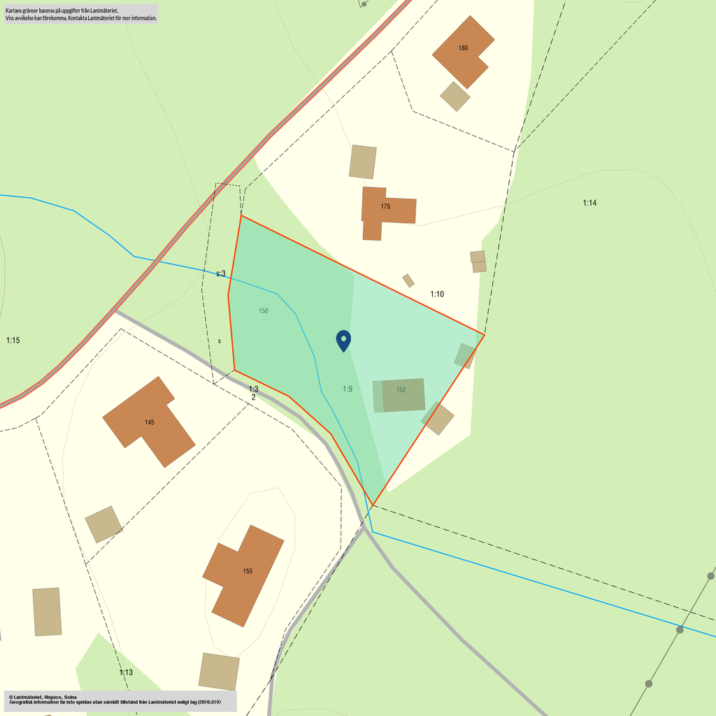 Notera att fastigheten är under fastighetsreglering, kontakta mäklaren för mer information om det.