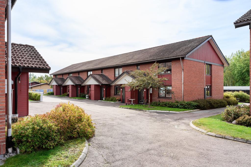 Trivsamt boende med egen entré i markplan