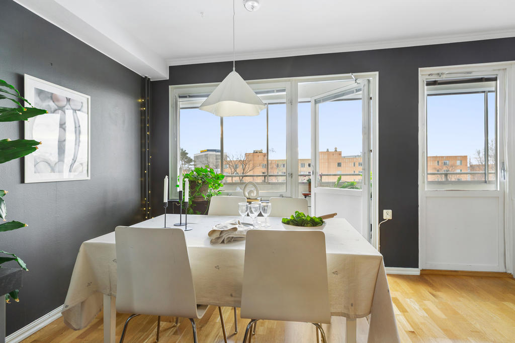 Plats för ett rejält matbord med plats för stora middagssällskap