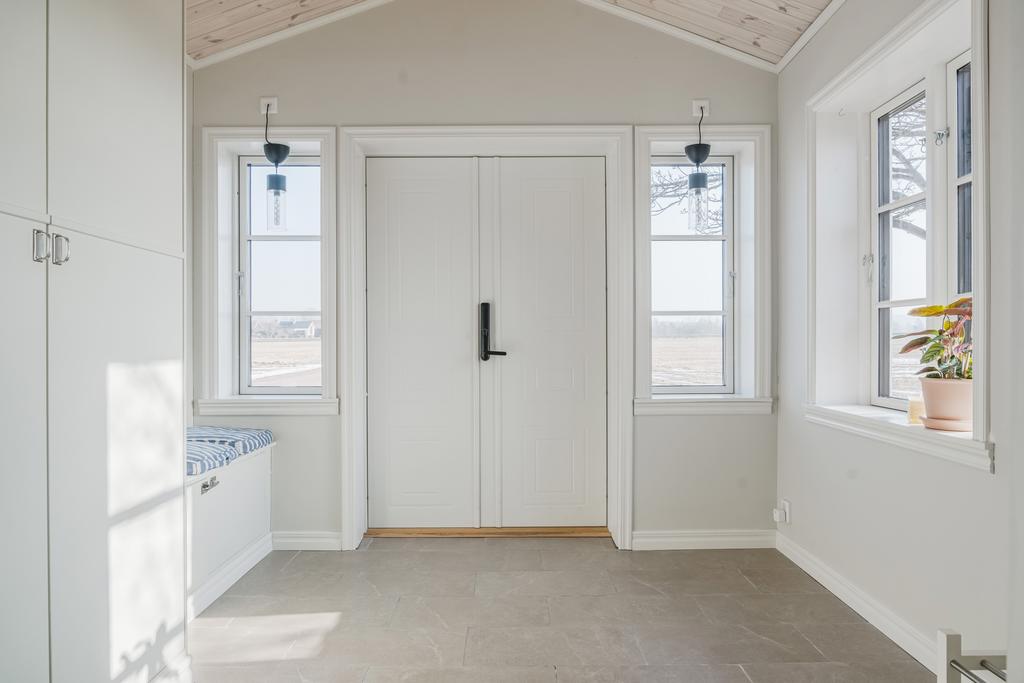 Nybyggd och rymlig hall