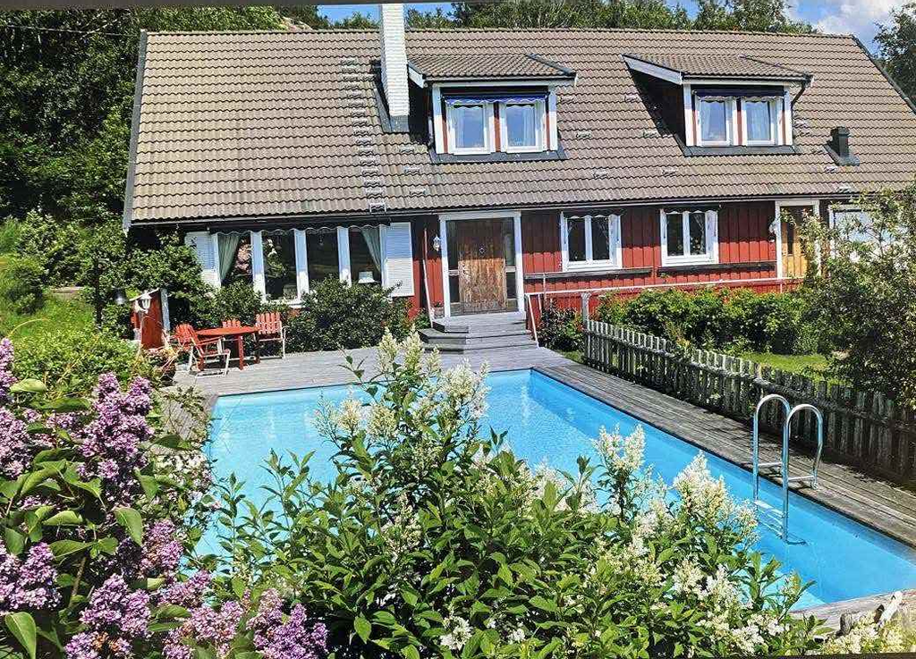 Säljarens egna bilder (sommar, höst)