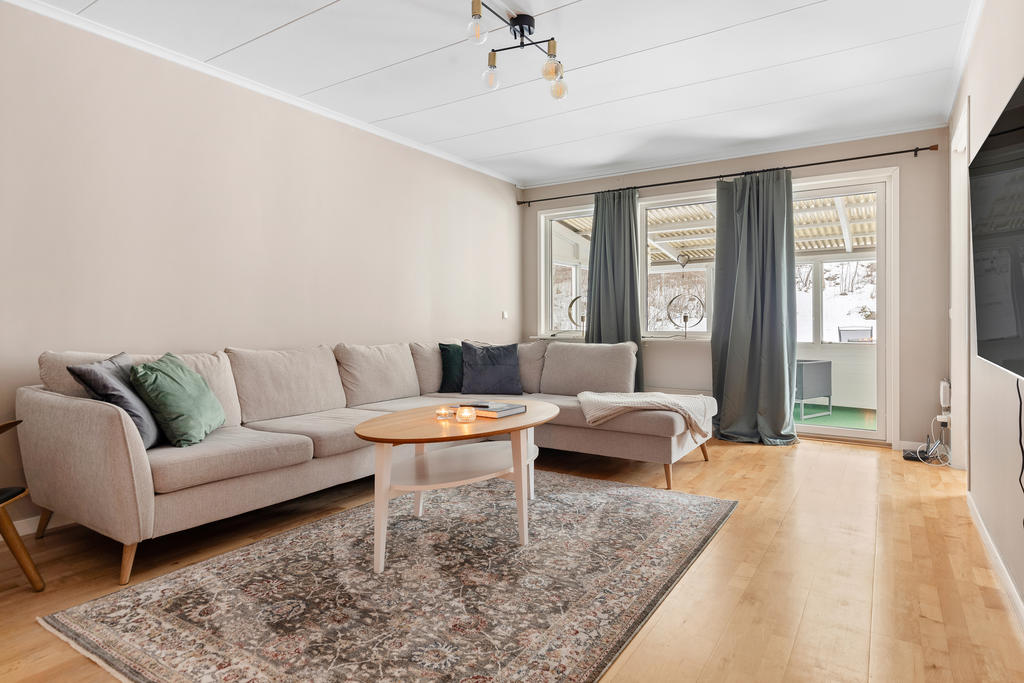 Vardagsrum med utgång till uterum