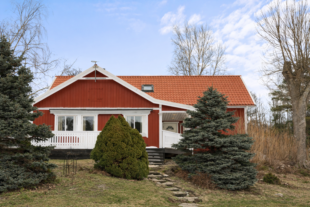 Altan i sydvästläge
Bilden är årstidredigerad