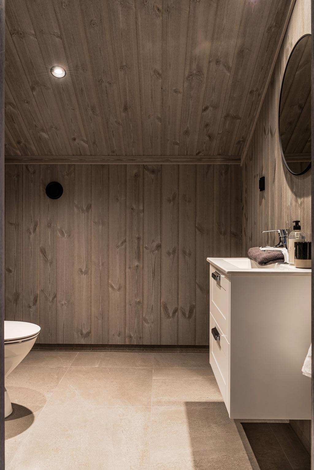 EXEMPELBILD färdig stuga. Observera att stugan på bilden kan vara extrautrustad