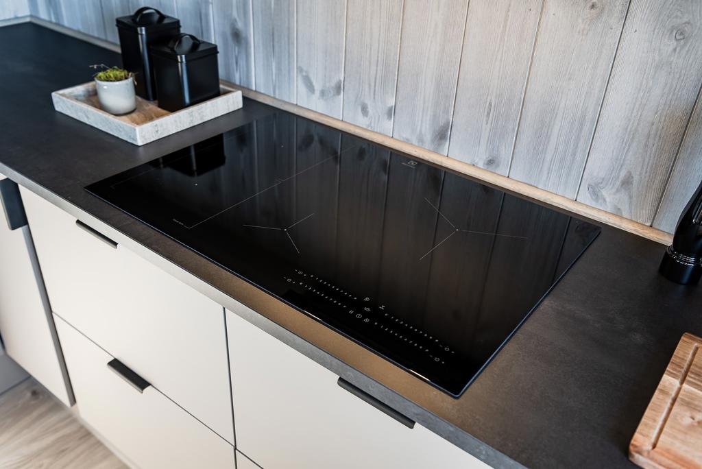 EXEMPELBILD färdig stuga. Observera att stugan på bilden kan vara extrautrustad