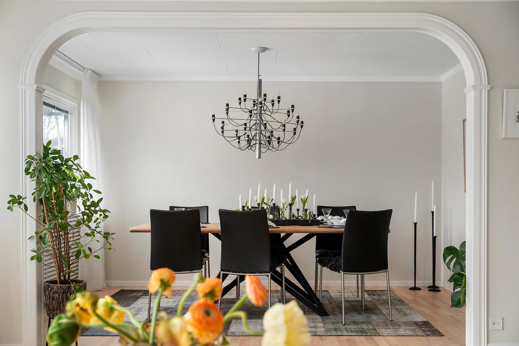 Matsal som även kan nyttjas som som sovrum