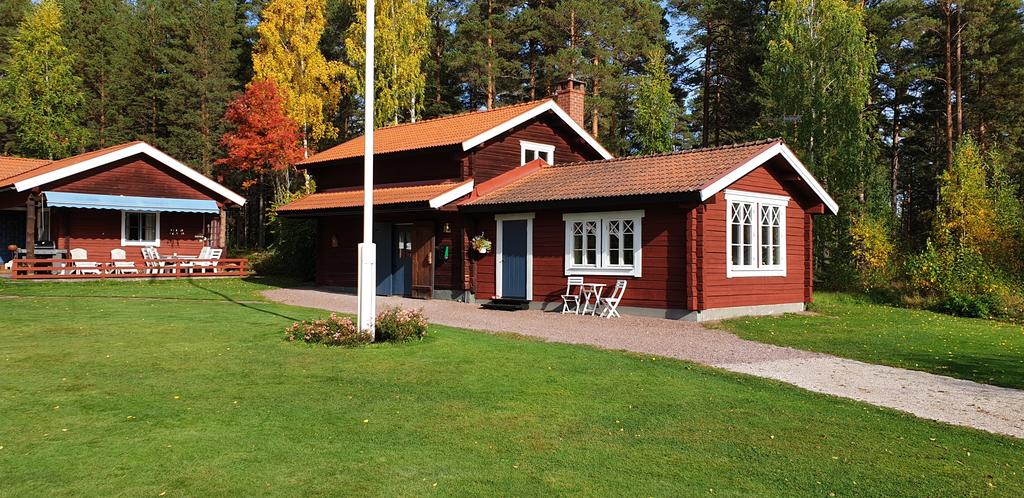 Säljarnas egna bilder.