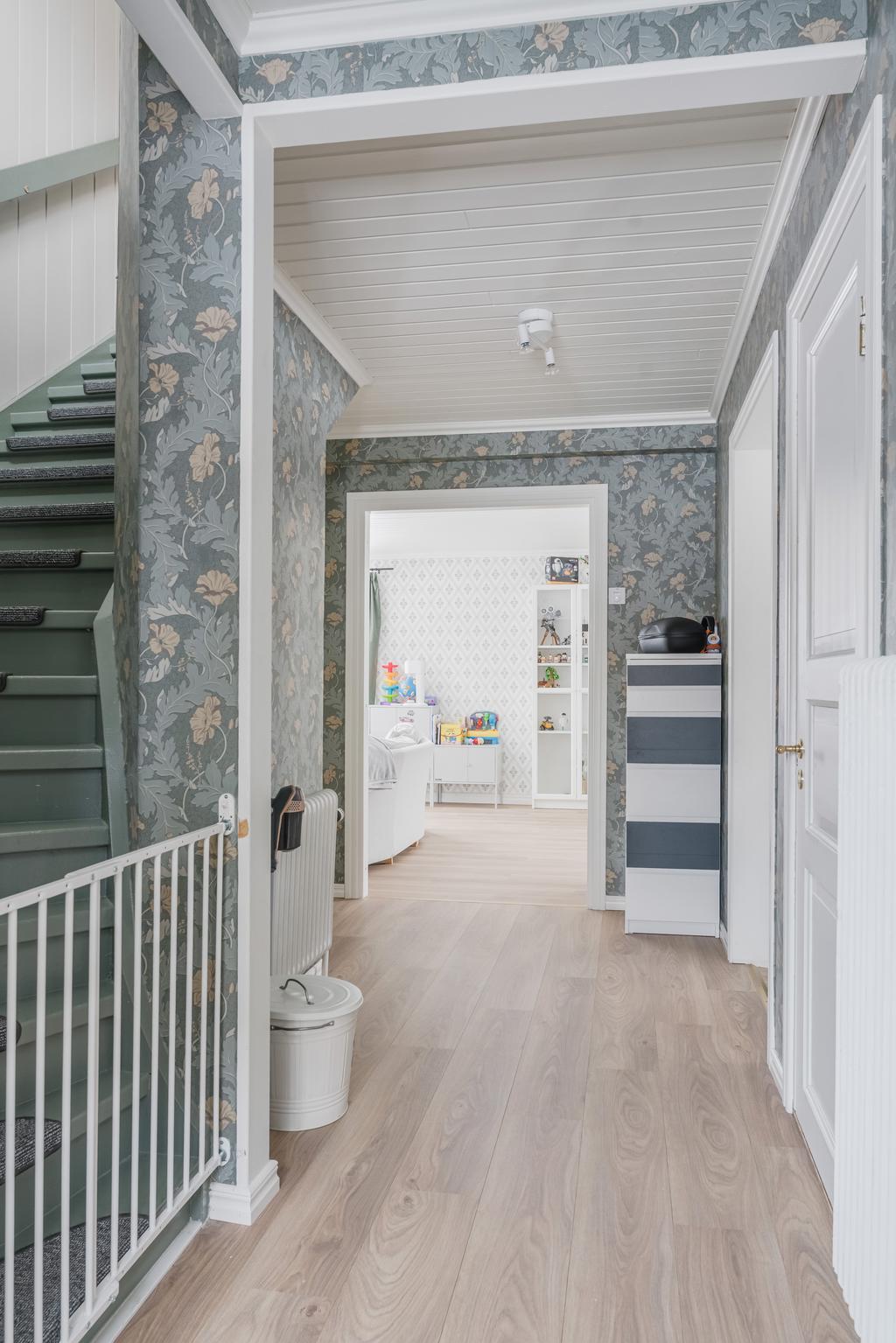 Inre hall