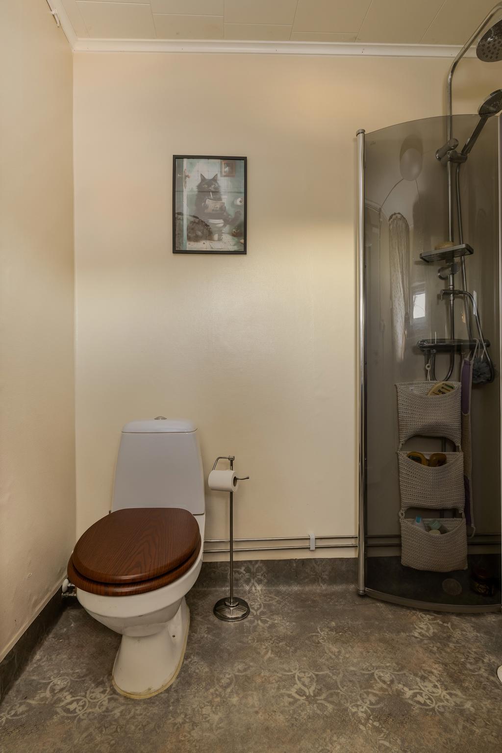 Duschrum/wc med golvvärme. 