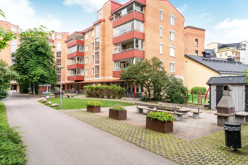 Innergård med grillplats