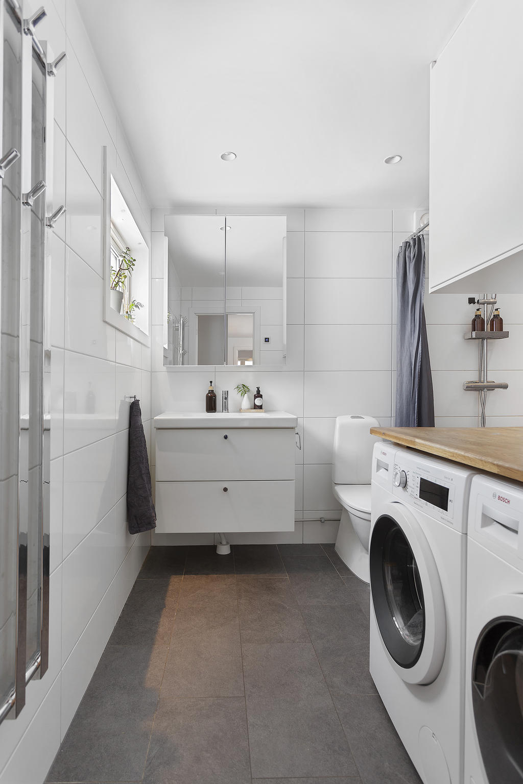 Badrum med tvättmöjligheter