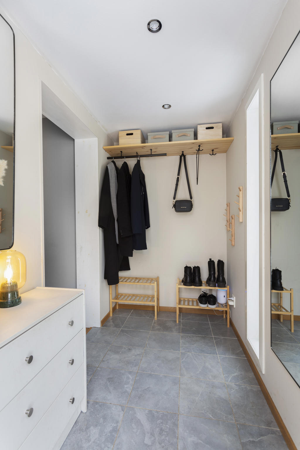 Hall med klinkergolv