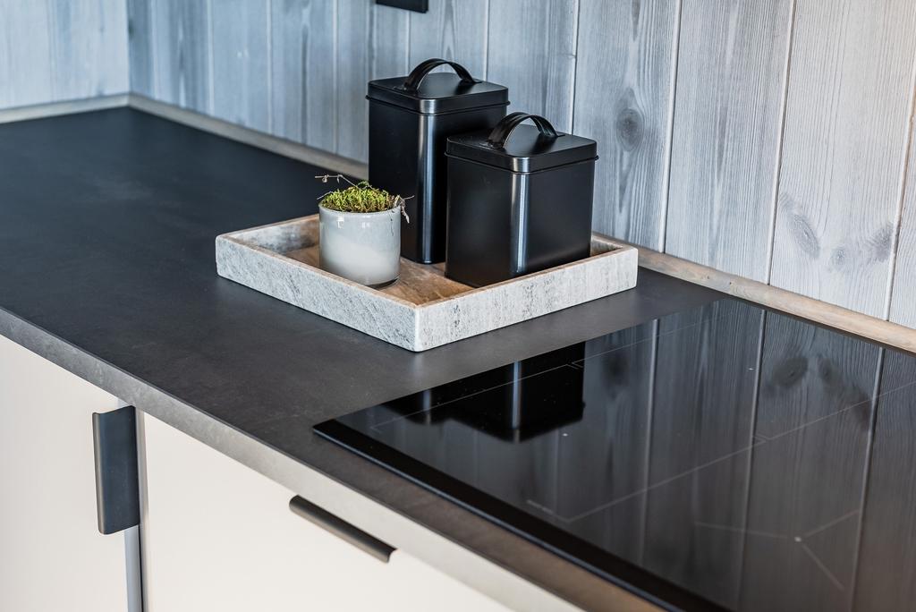 EXEMPELBILD färdig stuga Lykkebris - S. Observera att stugan på bilden kan vara extrautrustad