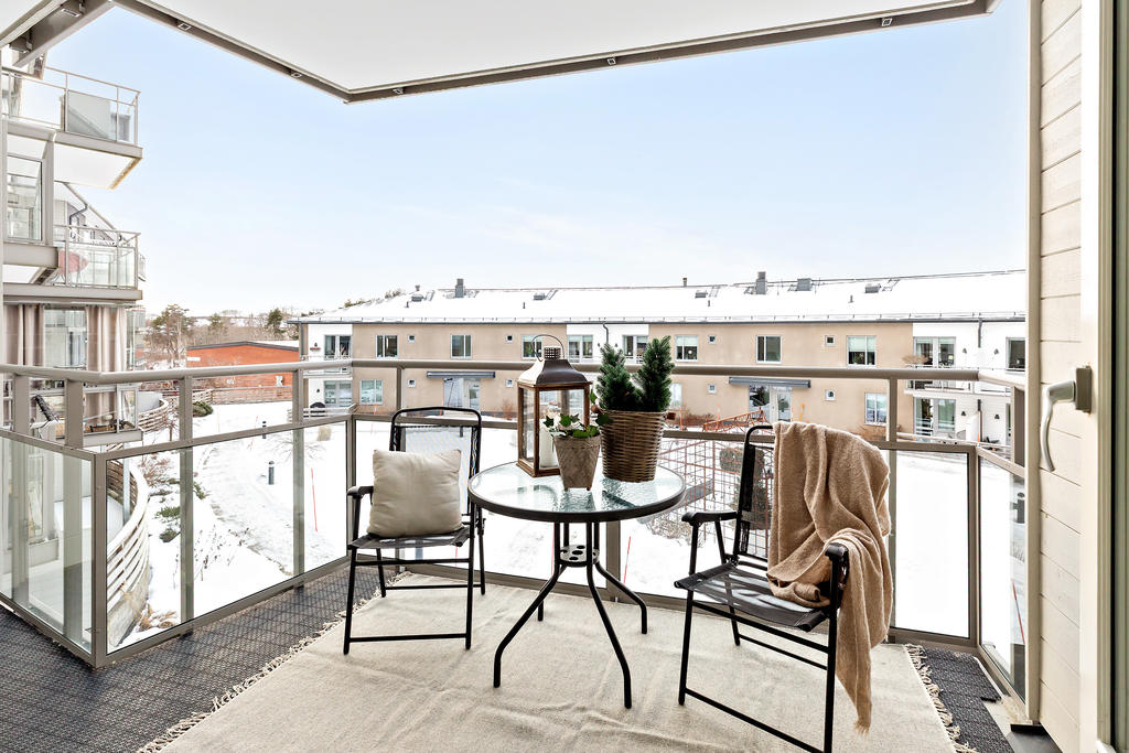 Generös balkong med underbart solläge