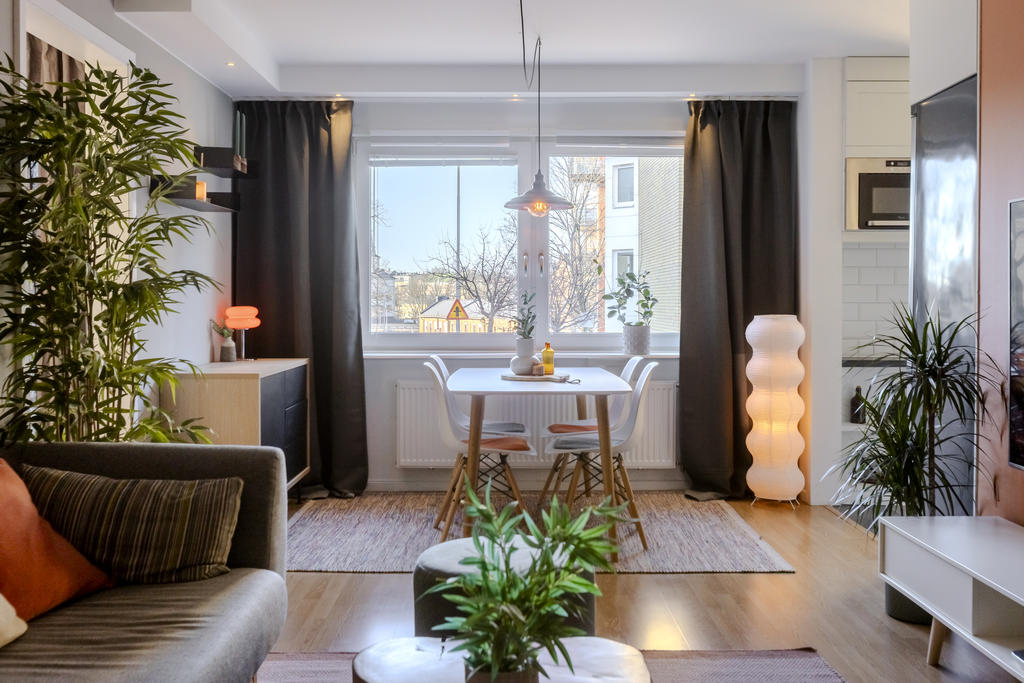 Matplats i vardagsrum