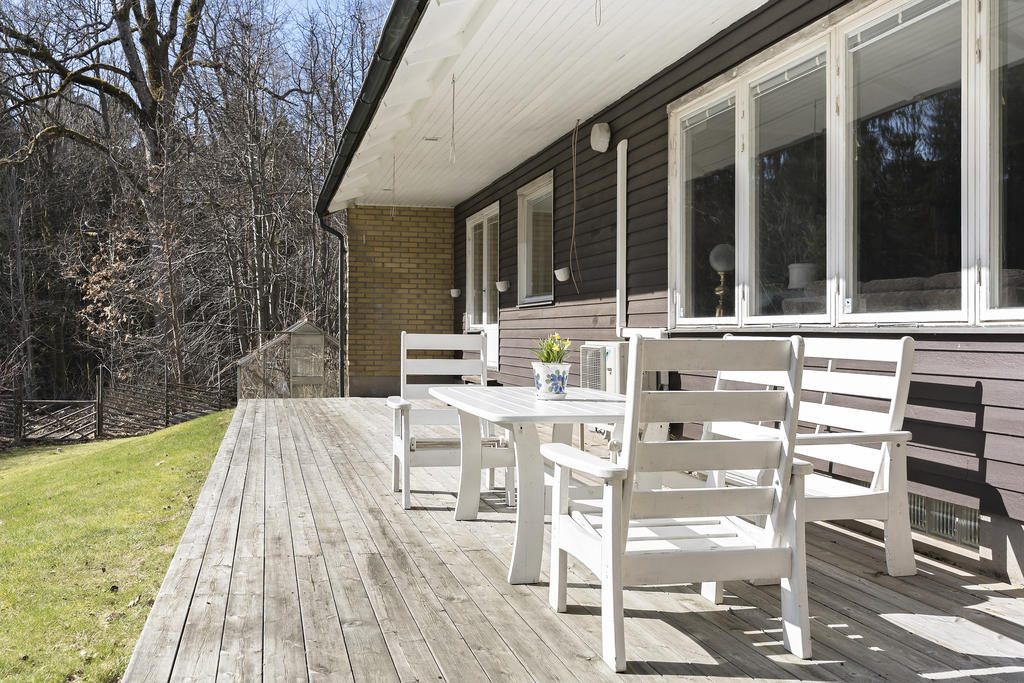 Altan på trädgårdssidan