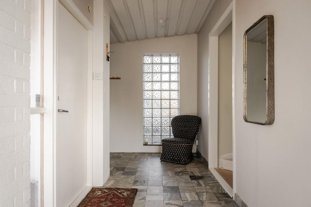 Entréhall välkommen in 