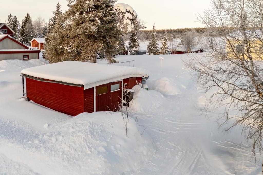 Kallgarage vid vägen