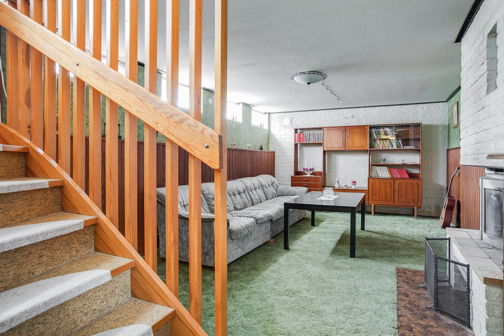 Gillestuga som passar perfekt som tv-rum