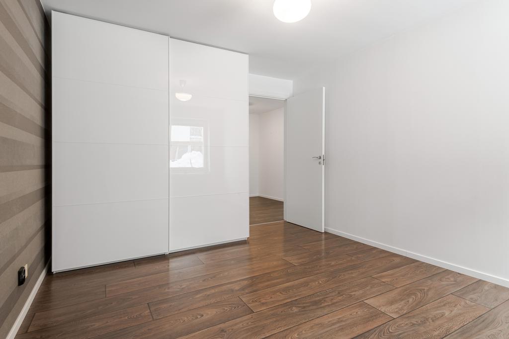 Sovrum med garderober