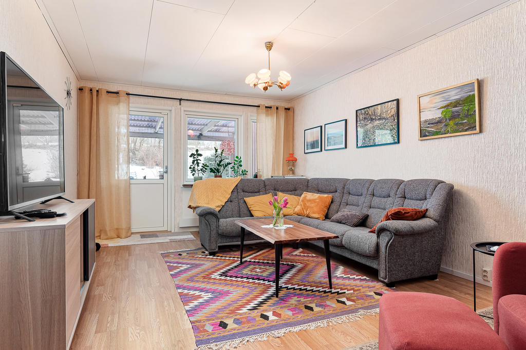 Vardagsrum med utgång till uterum