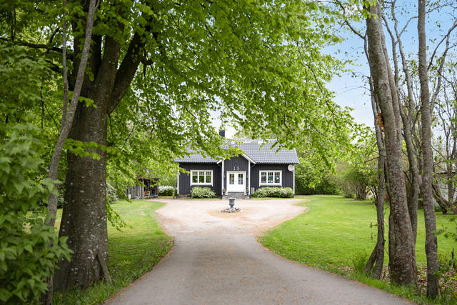 Välkommen till Fastarpsvägen 15! 