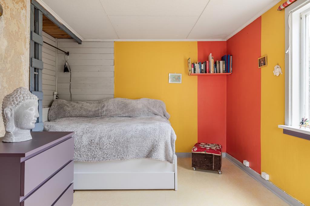 Kombinerad sovutrymme/rum