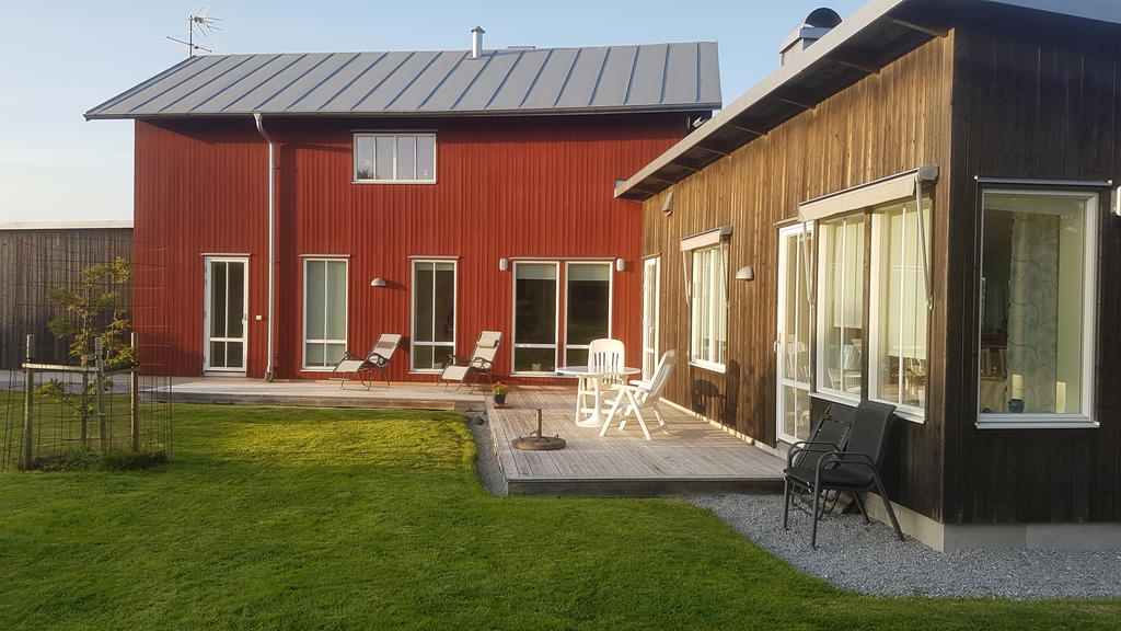 Här följer ett urval av säljarens egna bilder