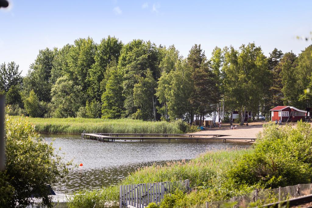 Lång sandstrand i Sanda 