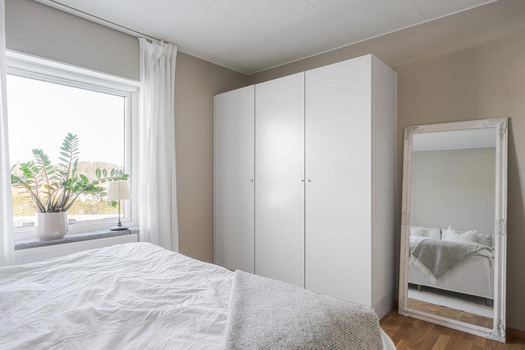 Garderober för klädförvaring