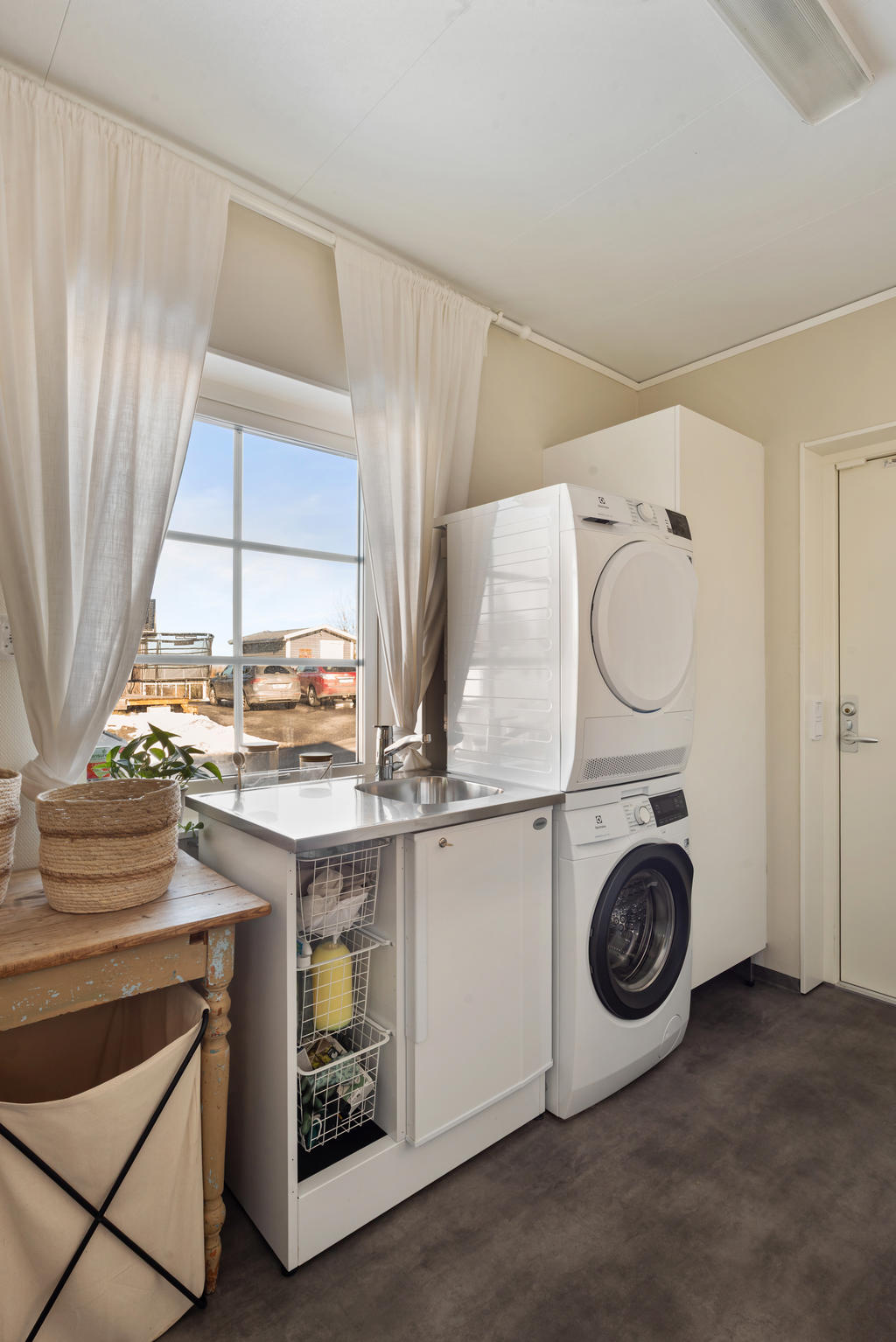 Klädvård med egen ingång