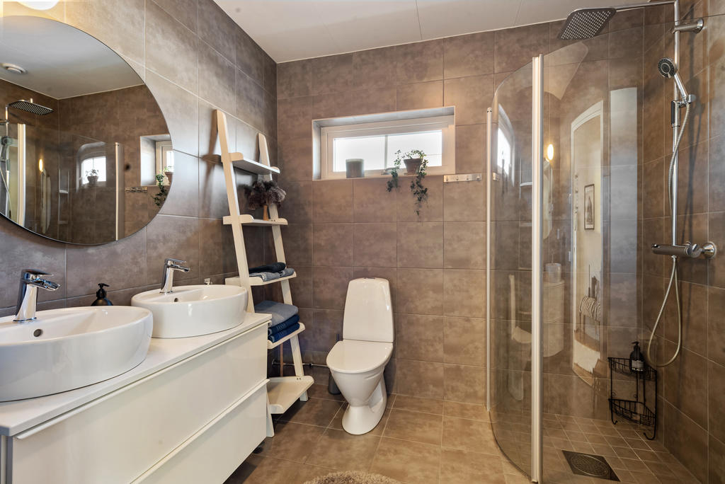 Badrum på nedervåning