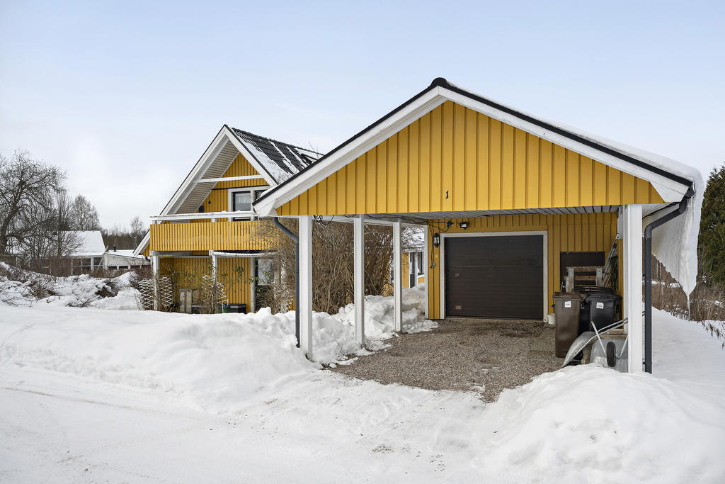 Carport och garage