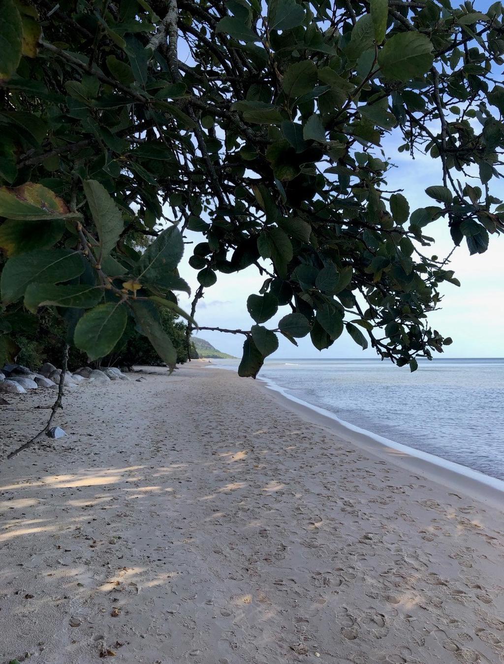 Knäbäckshusen, närmaste stranden