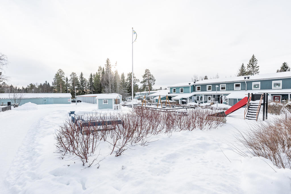 Lekplats finns i närheten