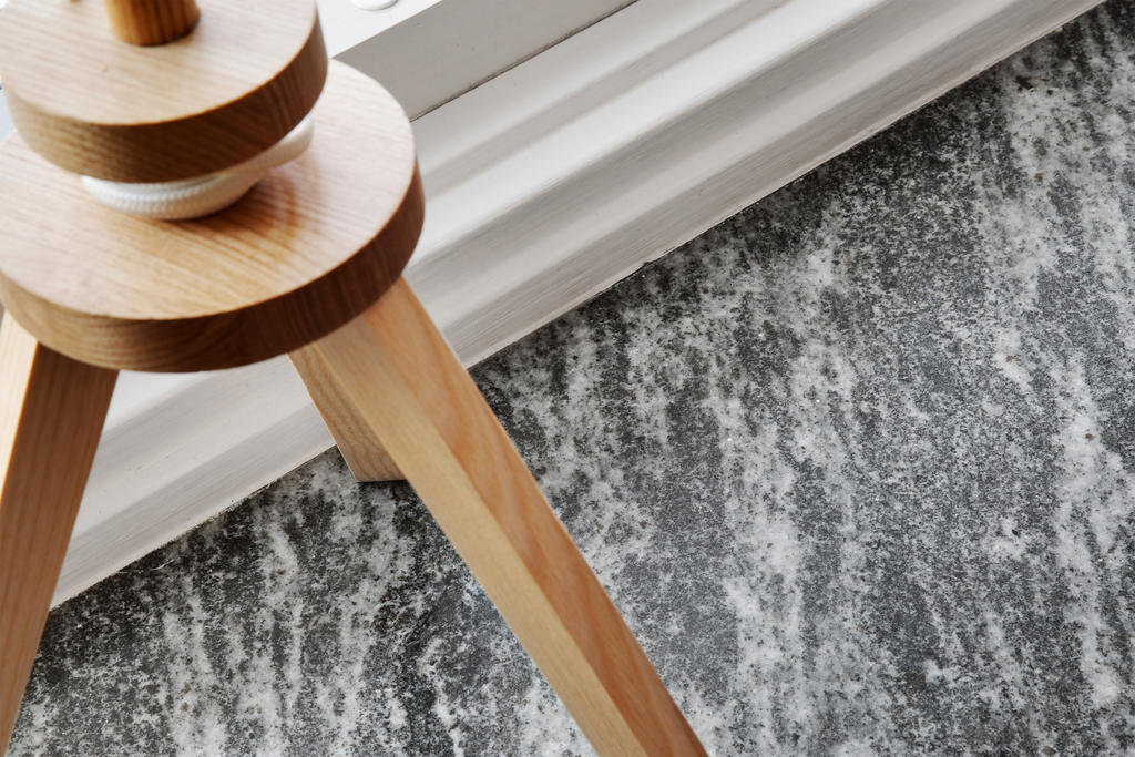 Djupa fönsterbräder i marmor 