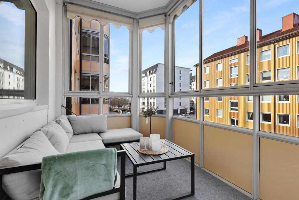 Inglasad balkong i västerläge