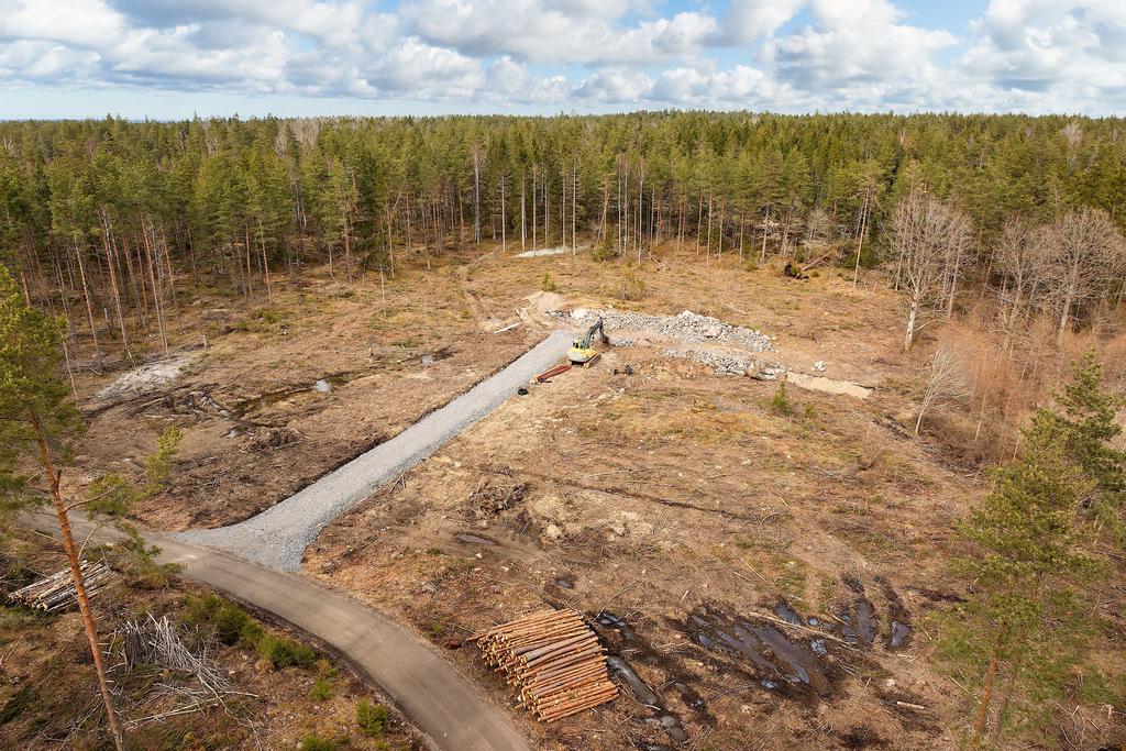 Tomterna från söder (Tomt 4 närmast i bild)