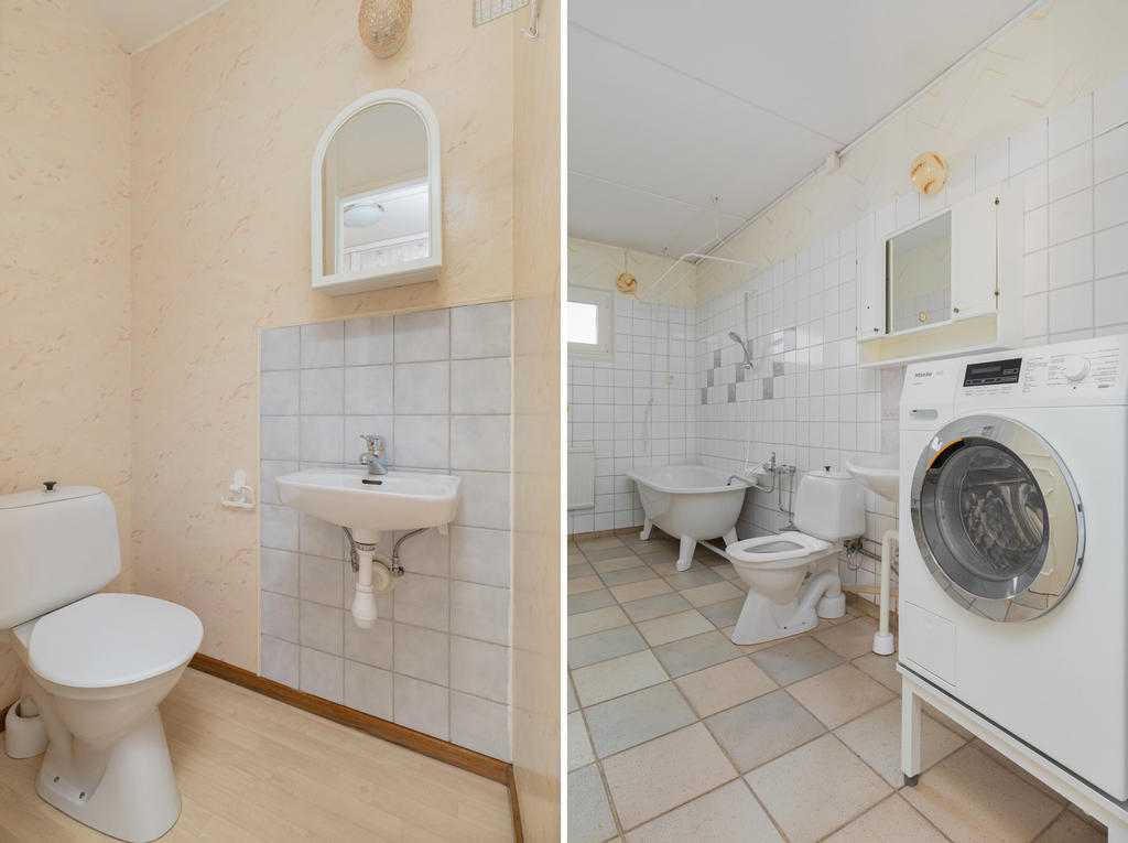 Gäst wc till vänster och badrum till höger.