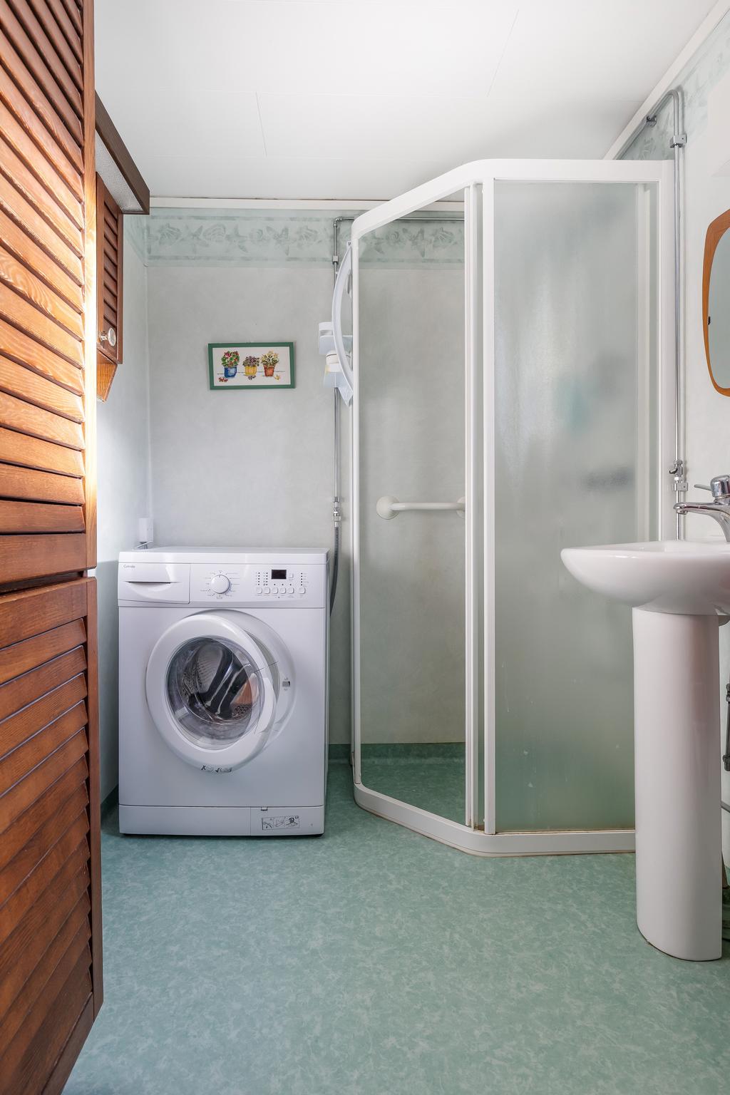 Duschrum/wc entréplan.