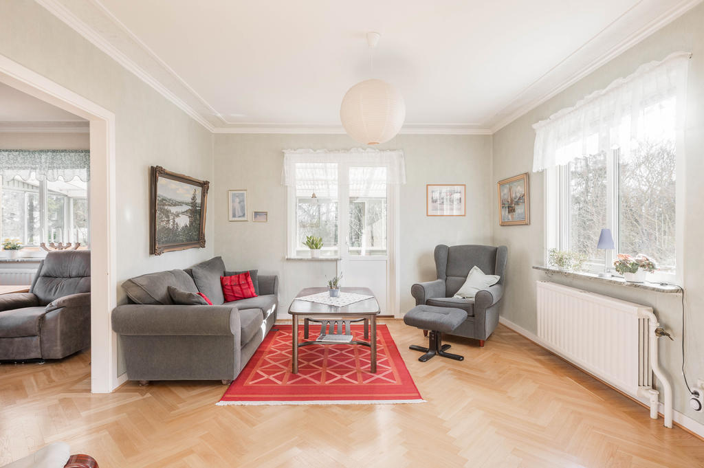 Vardagsrum med utgång till uterum