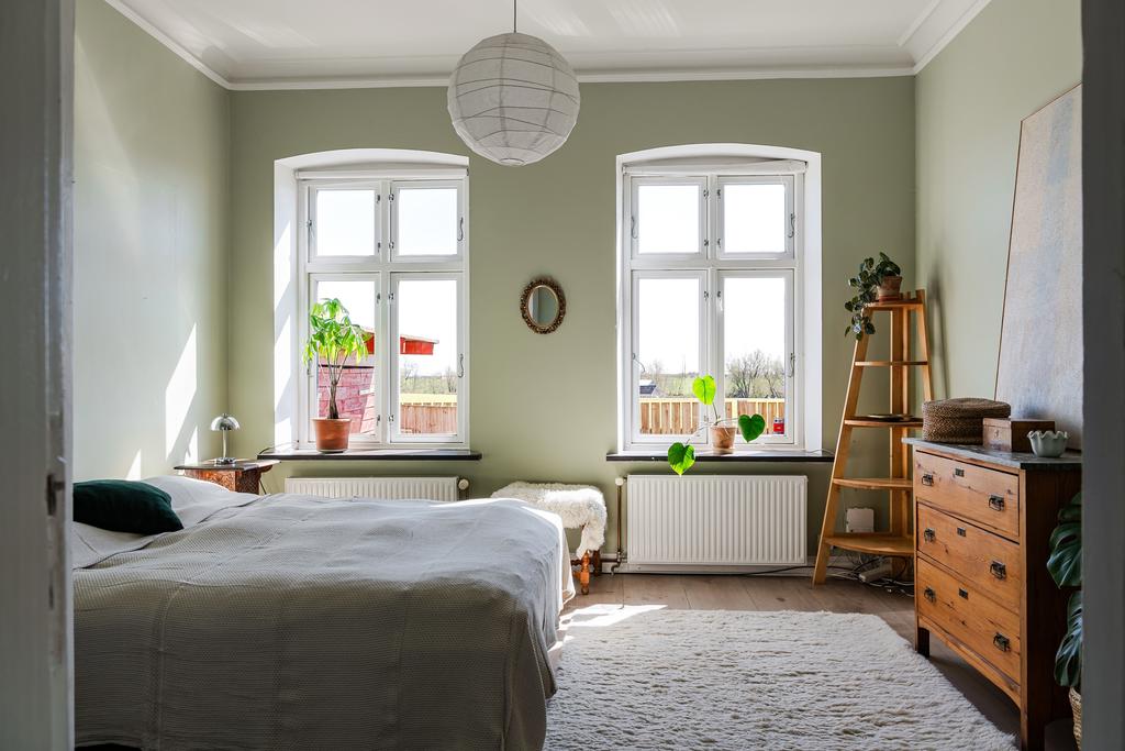 Sovrum entréplan bostad 1