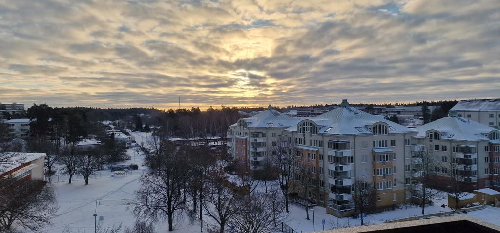 Säljarens vinterbild från balkong 2