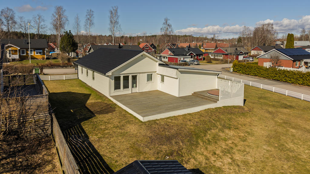 Stor altan i söderläge